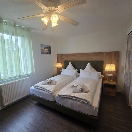 Bodensee Sunshine Zimmer & Apts. Uhldingen-Mühlhofen Esterno foto